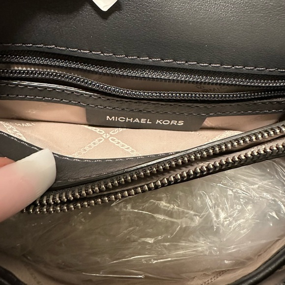 Favorite 🤩 - Picture 3 of 7